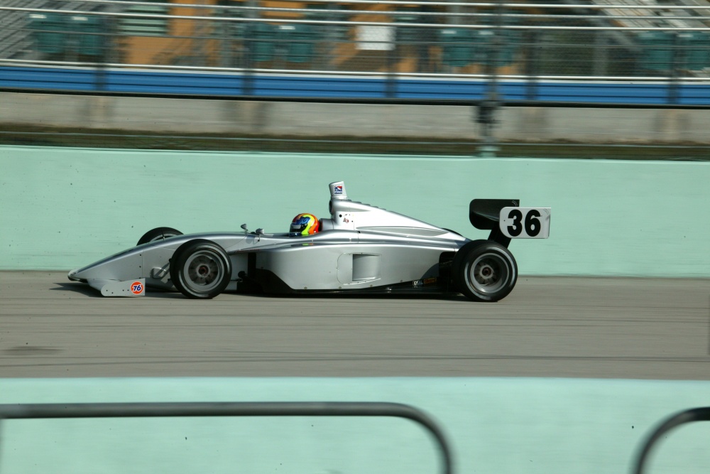 genoa-racing-dallara-ip2-infiniti-medeir